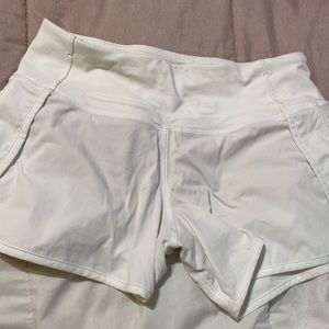 White lululemon speed it up shorts